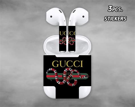 black gucci airpod case